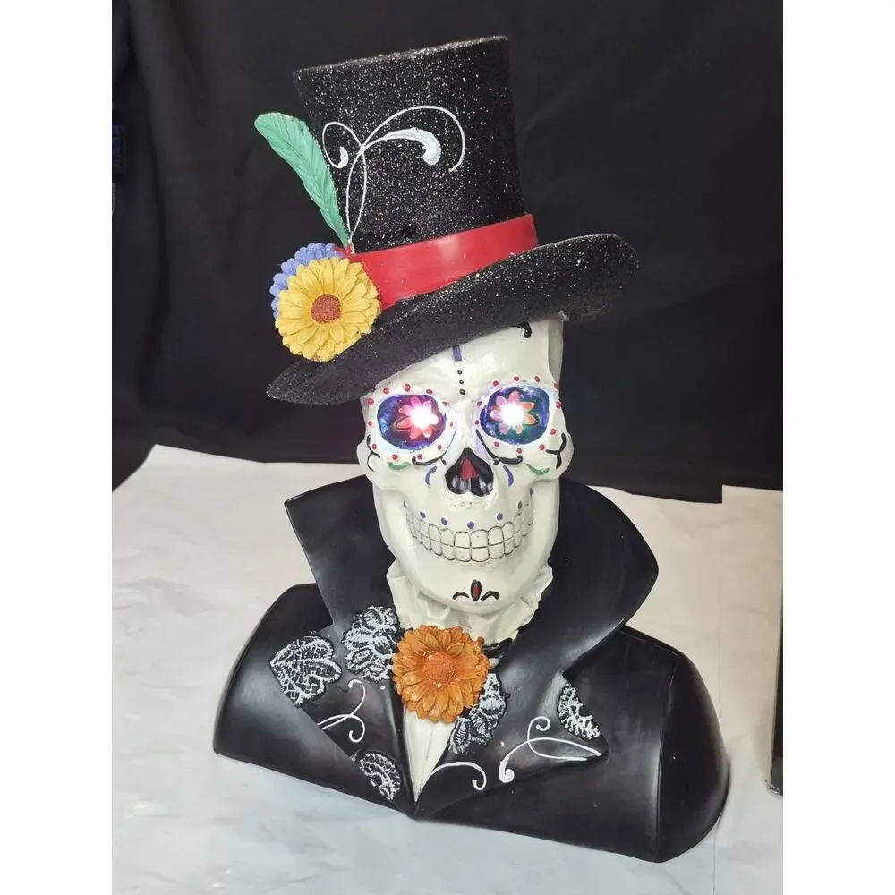DAY OF THE DEAD SUGAR SKULL with Color Changing LED Light Eyes ~ Halloween Decor